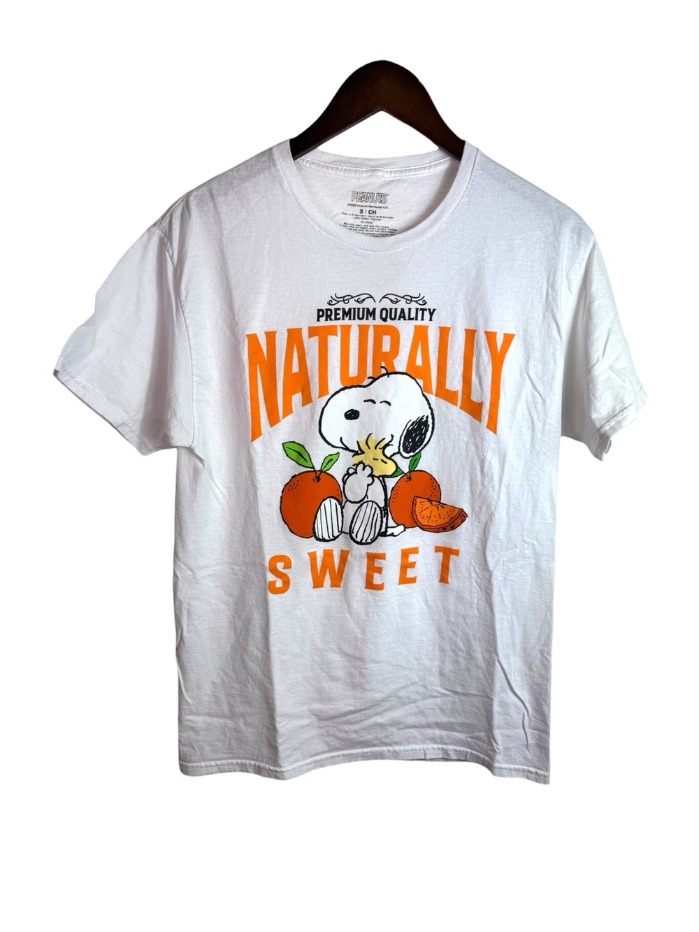 Peanuts T shirt womens Small S Snoopy Oranges Woodstock Naturally Sweet